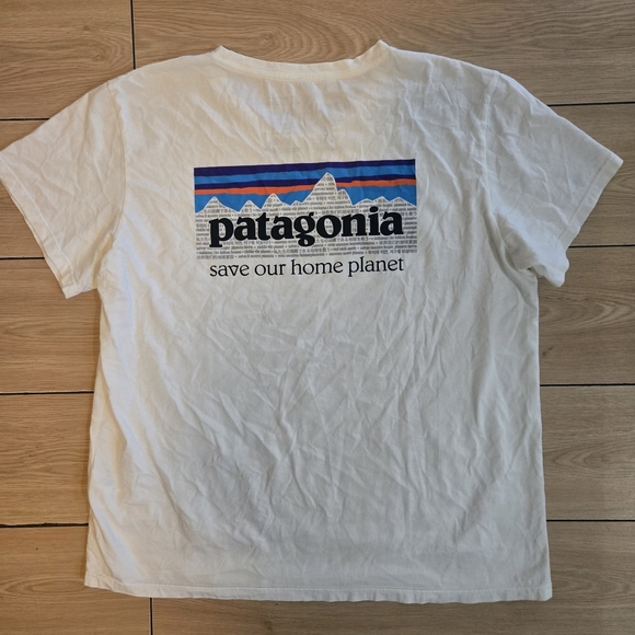 Patagonia White T-Shirt - Picture 3 of 7